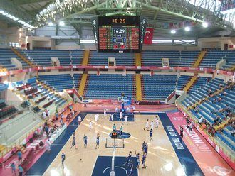 Hayri Gür Spor Salonu